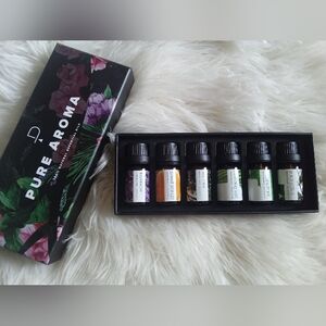 Essential Oils Set - Black Box with Multicolor Bottles NWT